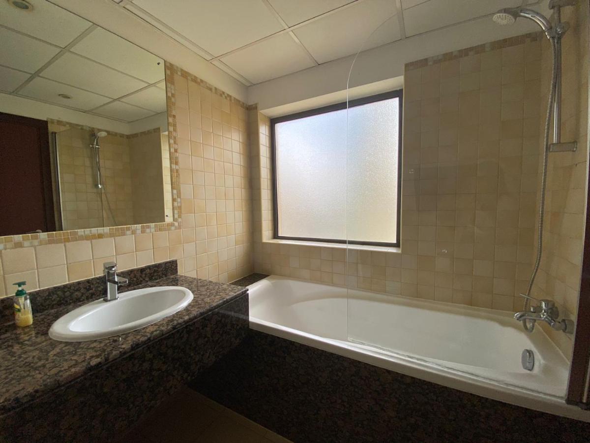 Al Mashreq Huge 2 Bedroom Rimal 1 Dubai Dış mekan fotoğraf